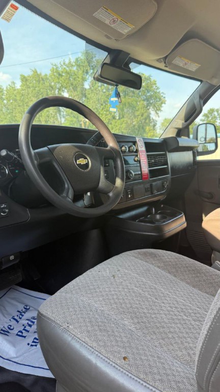 2019 Chevrolet Express Image 8