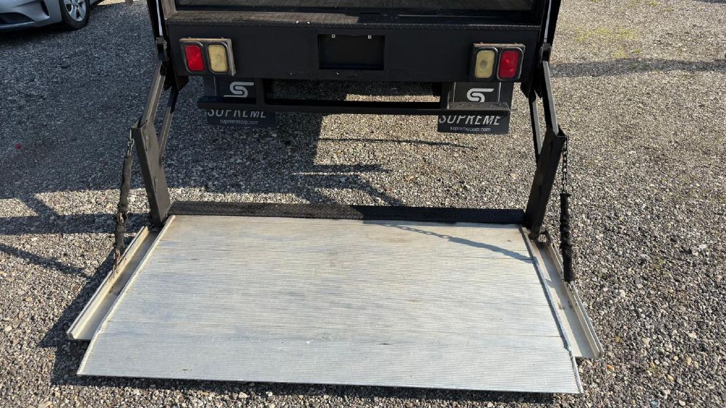 2019 Chevrolet Express Image 18