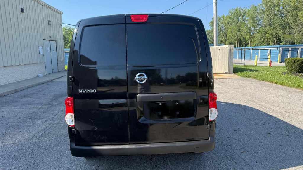 2021 Nissan NV200 Image 4