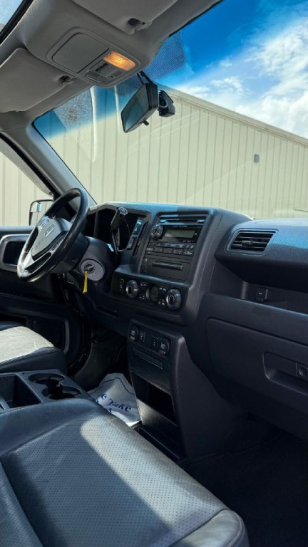 2009 Honda Ridgeline Image 16