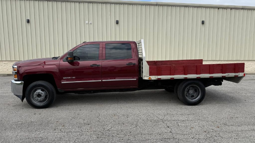 2016 Chevrolet Silverado 1500 Image 2