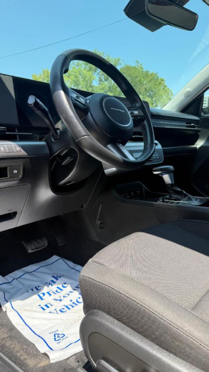 2025 Hyundai Kona Image 9