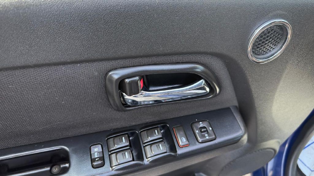 2012 Chevrolet Colorado Image 11