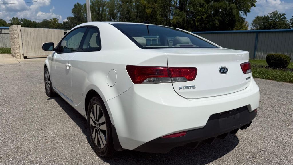 2013 Kia Forte Image 3