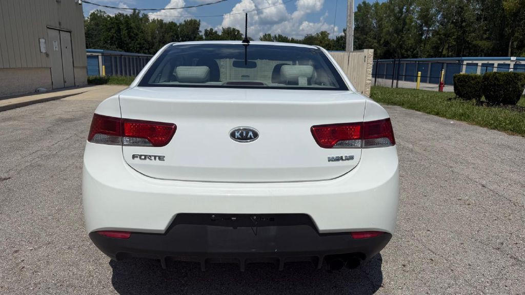 2013 Kia Forte Image 4