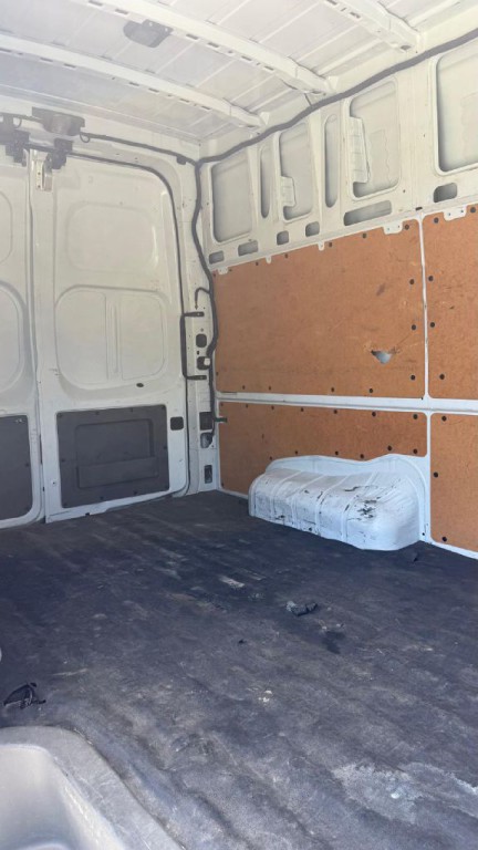 2019 Nissan NV Image 6