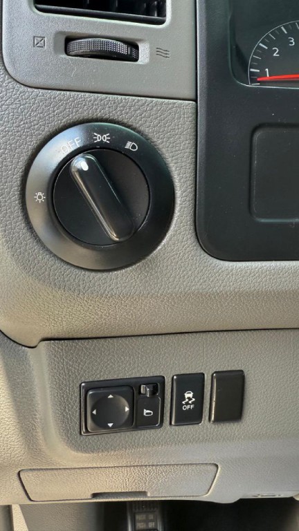 2019 Nissan NV Image 10