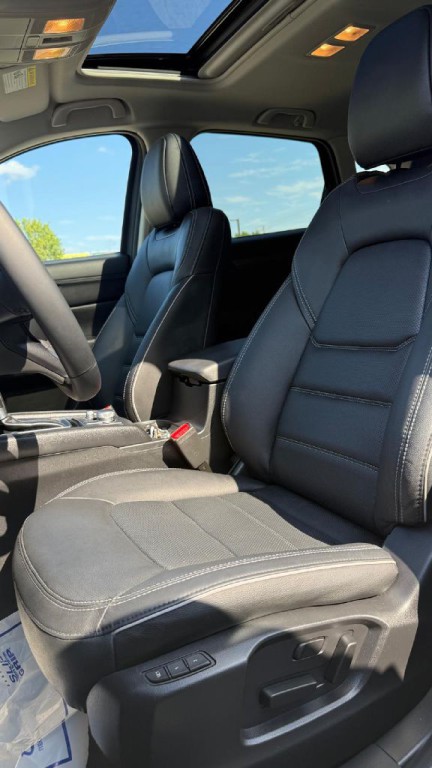 2025 Mazda CX-5 Image 11