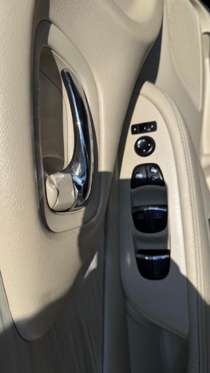 2015 Nissan Murano Image 11