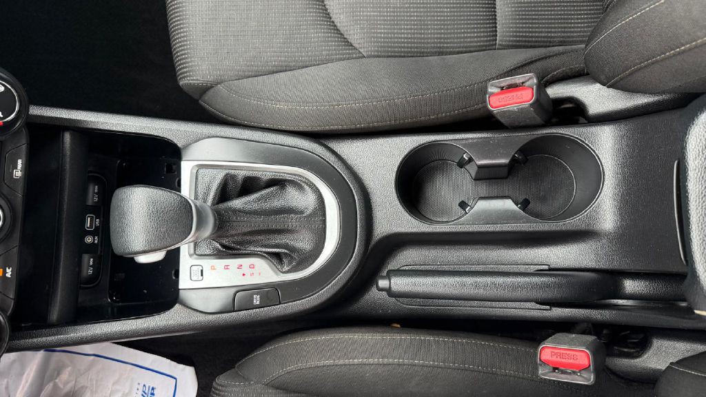 2021 Kia Forte Image 20