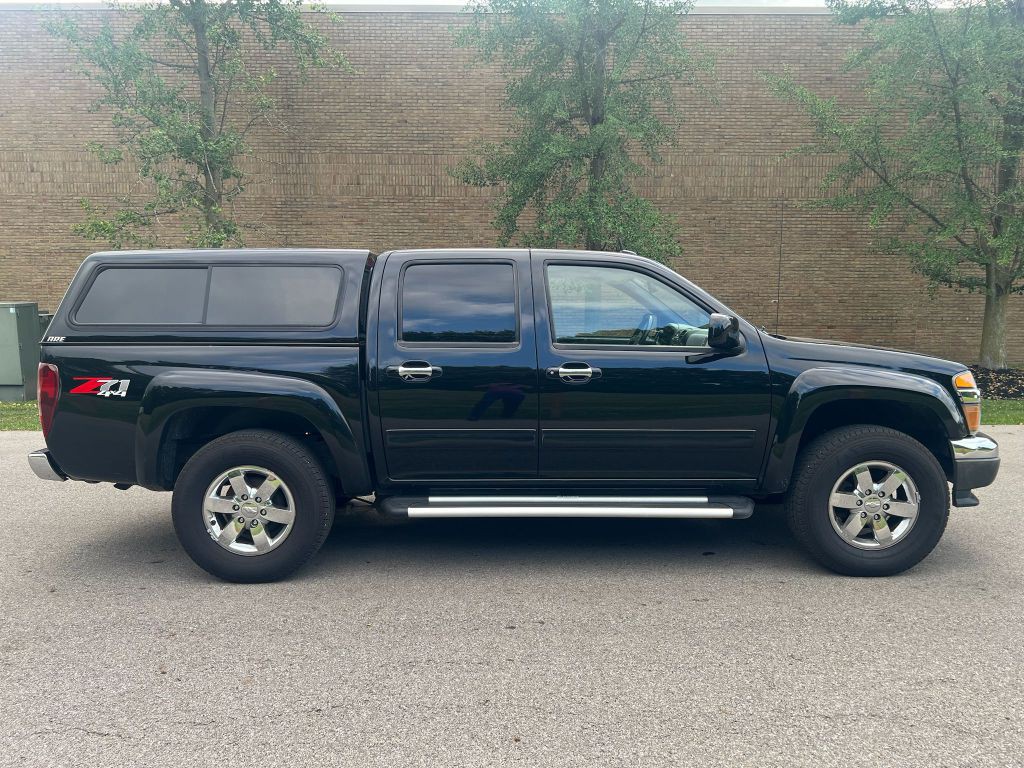 2011 Chevrolet Colorado Image 2