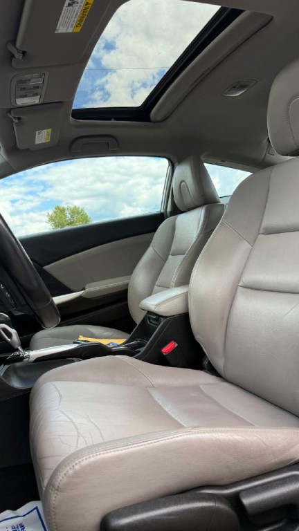2015 Honda Civic Image 9