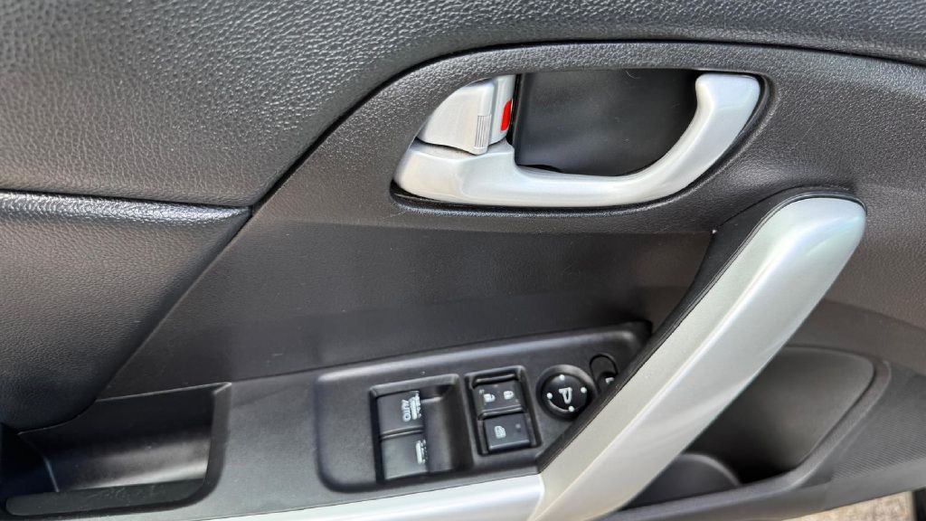 2015 Honda Civic Image 10