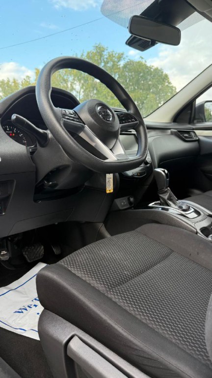 2020 Nissan Rogue Image 9