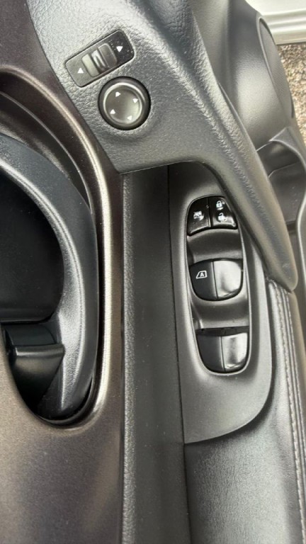 2020 Nissan Rogue Image 14