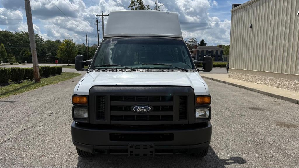 2008 Ford Econoline Image 8