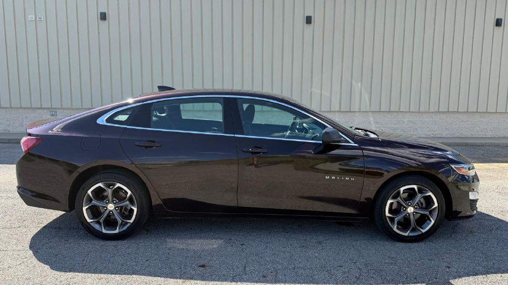 2021 Chevrolet Malibu Image 6
