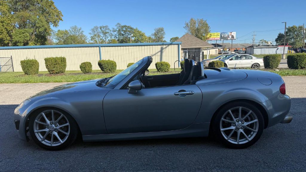 2010 Mazda MX-5 Miata Image 16
