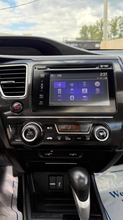 2015 Honda Civic Image 14