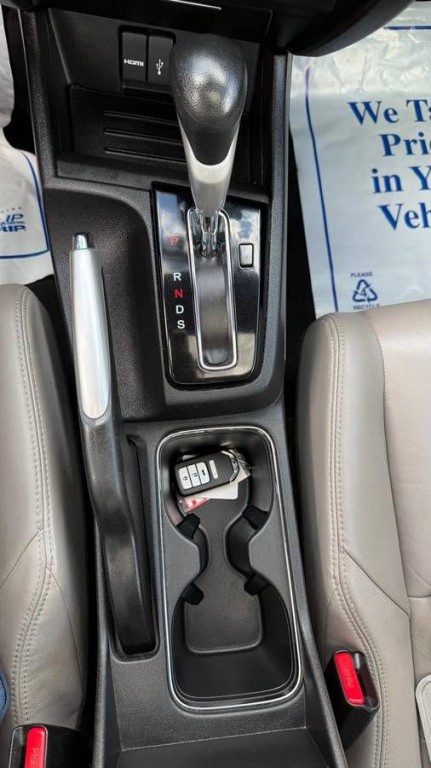 2015 Honda Civic Image 15