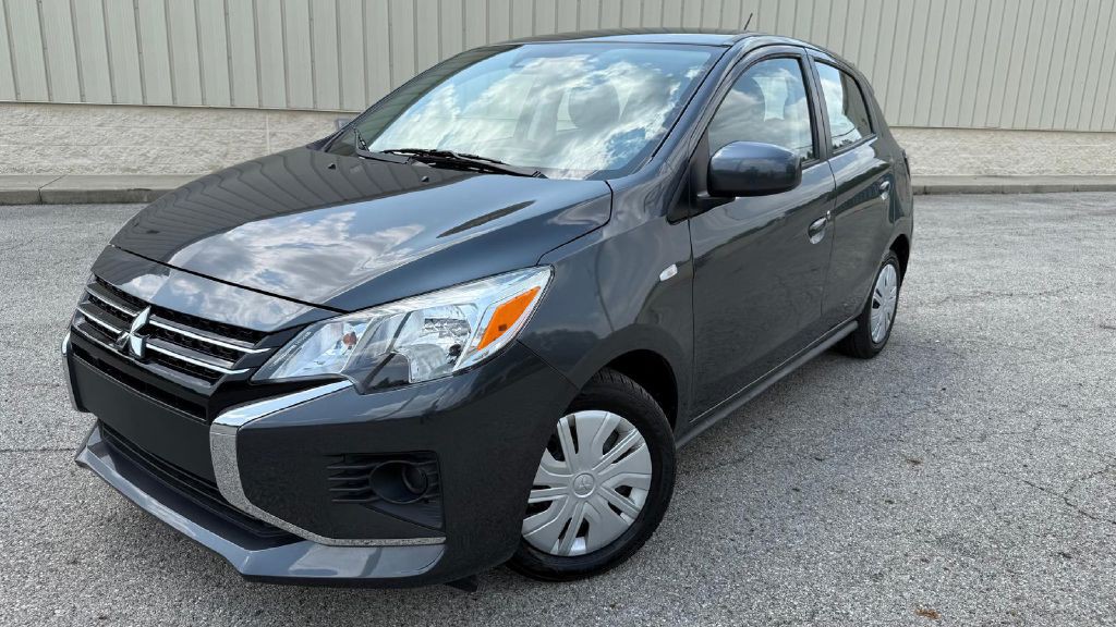 2024 Mitsubishi Mirage Image 1