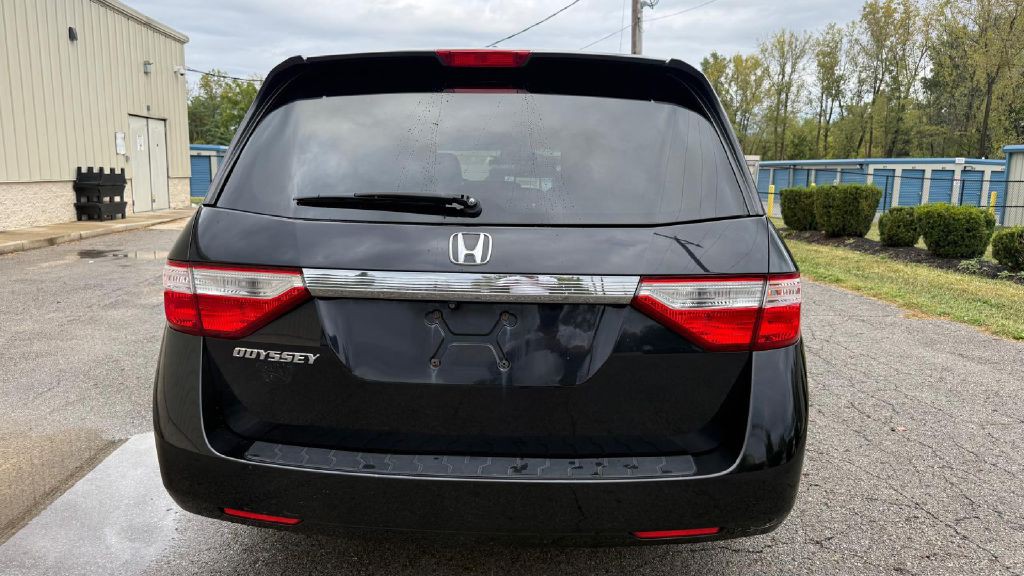 2013 Honda Odyssey Image 4