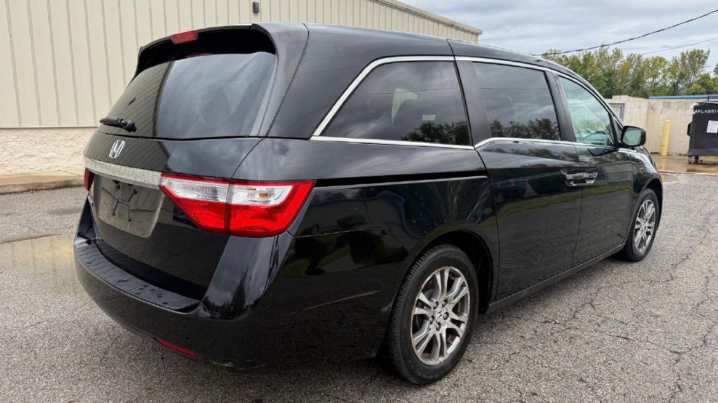 2013 Honda Odyssey Image 5