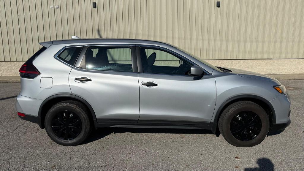 2018 Nissan Rogue Image 6