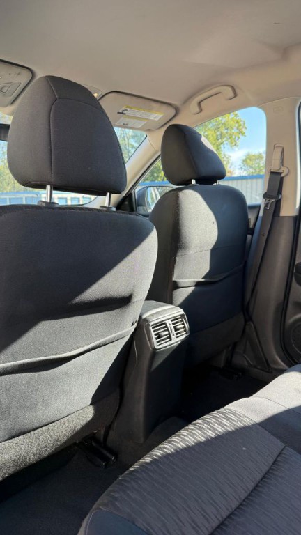 2018 Nissan Rogue Image 13