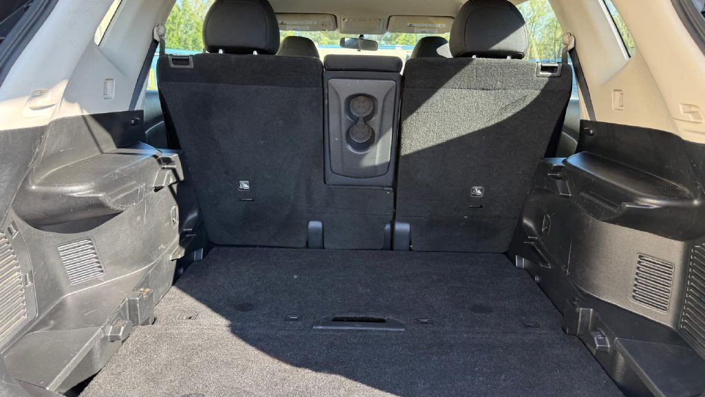 2018 Nissan Rogue Image 15