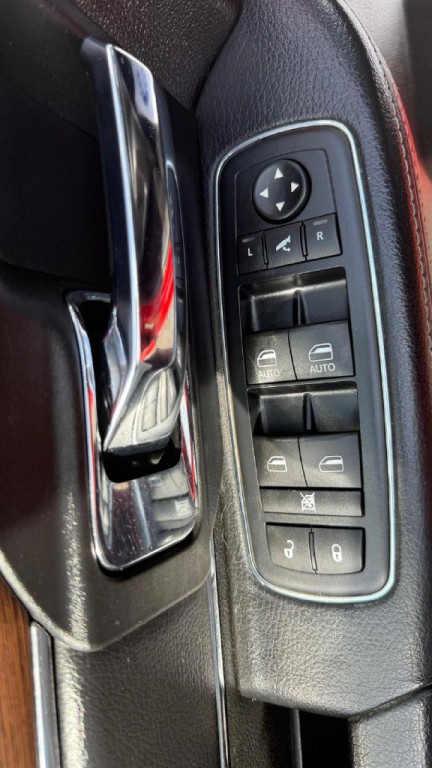 2016 RAM 1500 Image 11