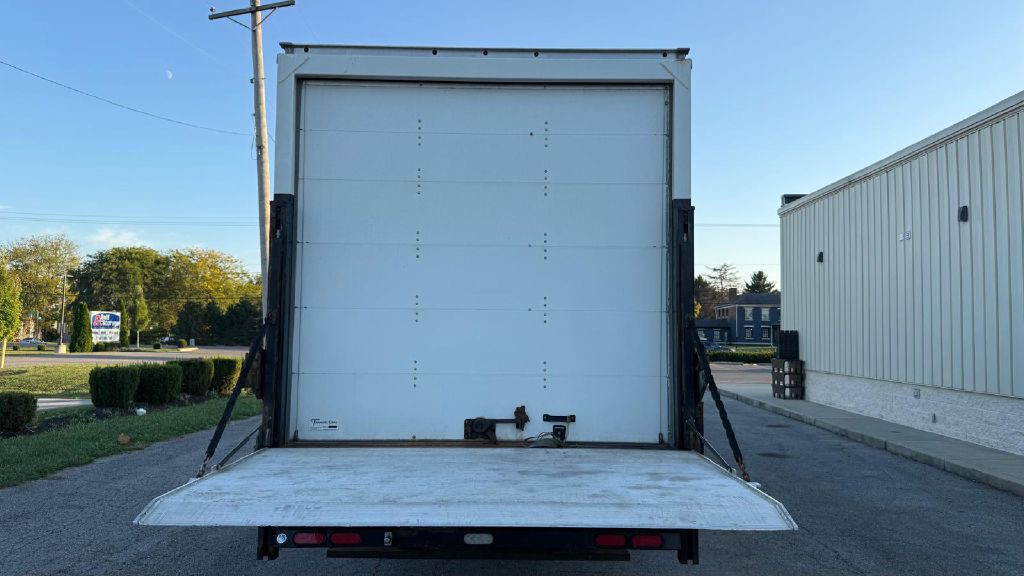 2020 Chevrolet 5500xd Image 5