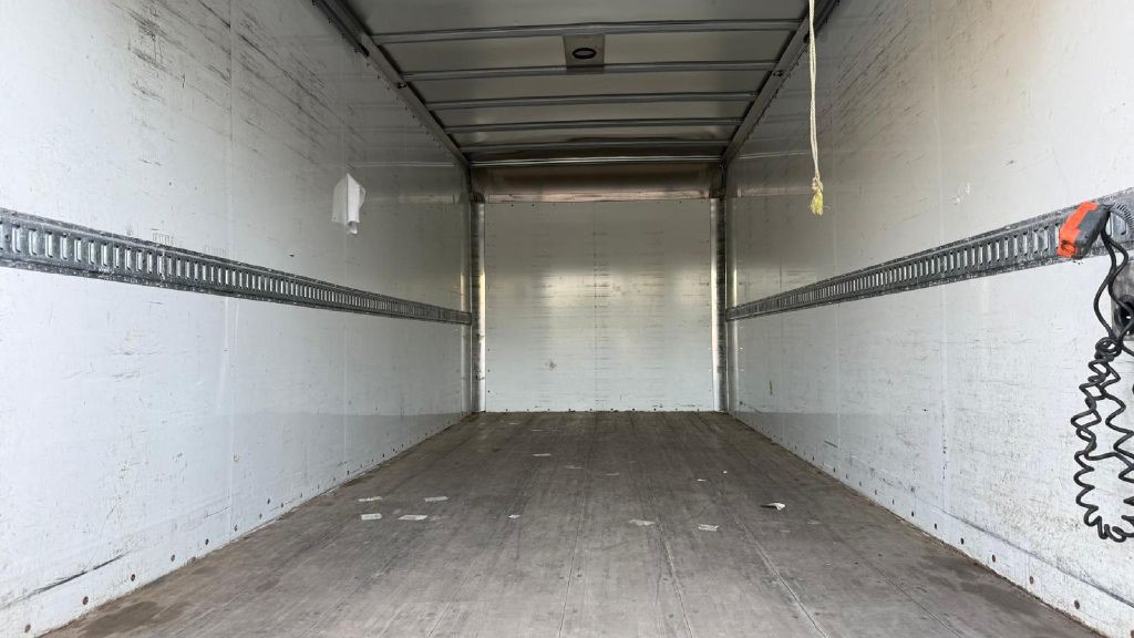 2020 Chevrolet 5500xd Image 7