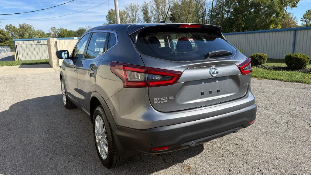 2022 Nissan Rogue Image 3