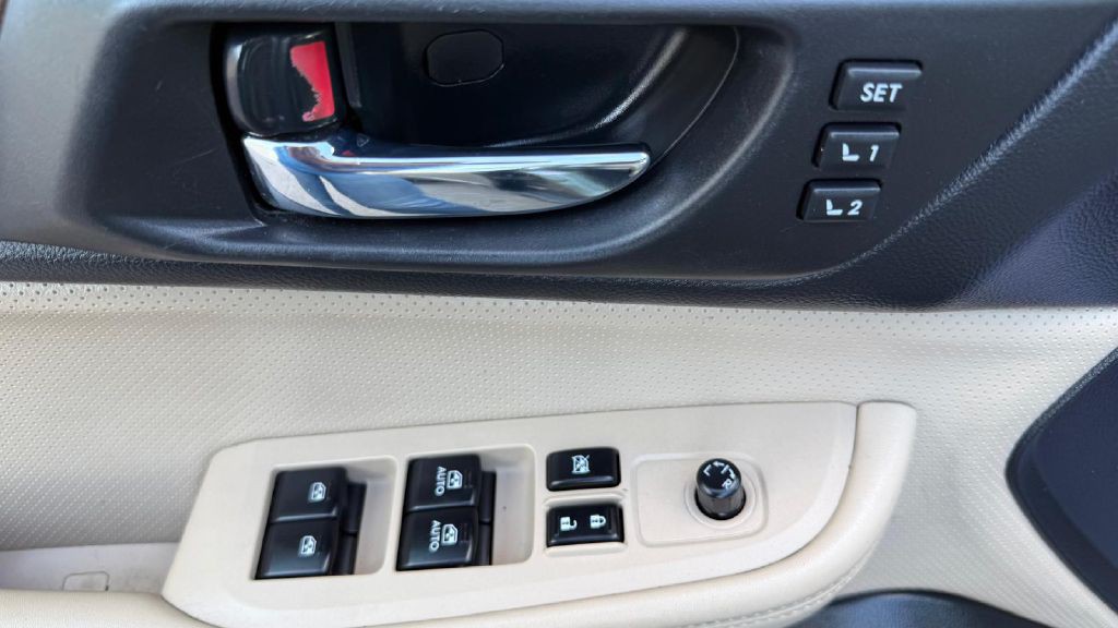 2015 Subaru Outback Image 12