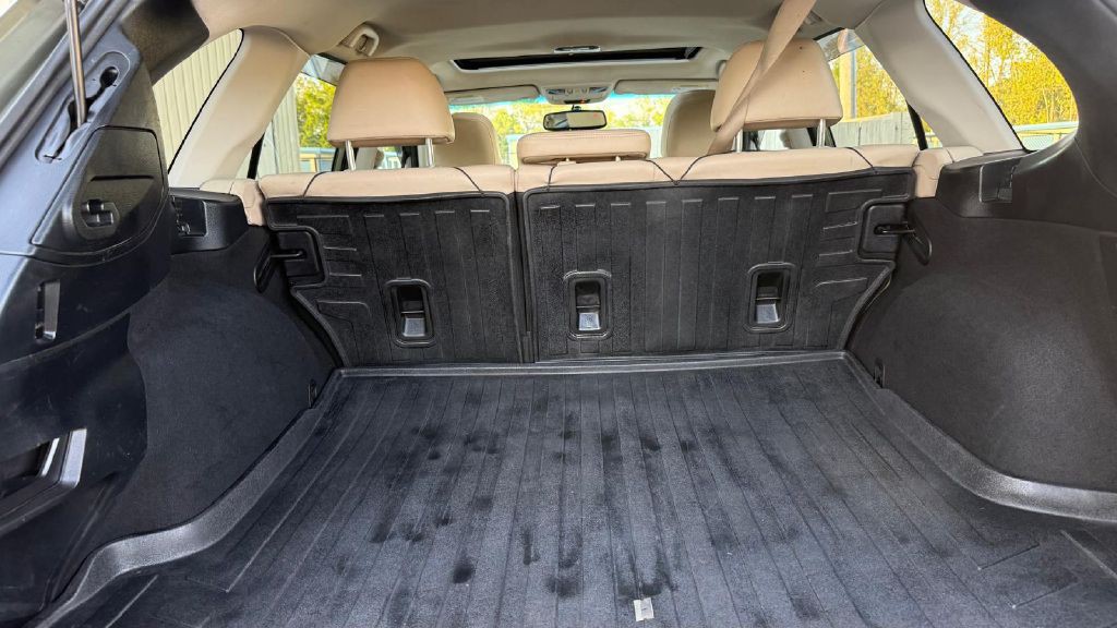 2015 Subaru Outback Image 16