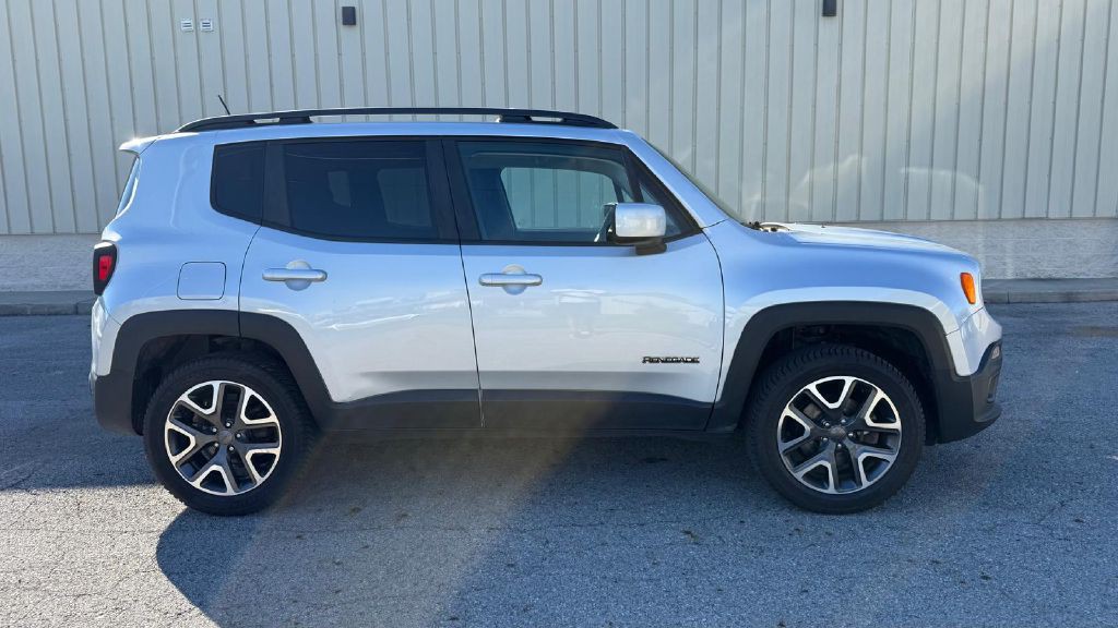 2017 Jeep Renegade Image 6