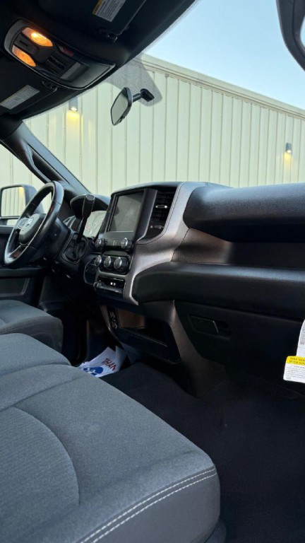 2024 RAM 3500 Image 16
