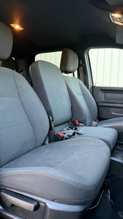 2024 RAM 3500 Image 17