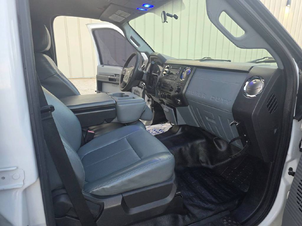 2015 Ford F-250 Image 20