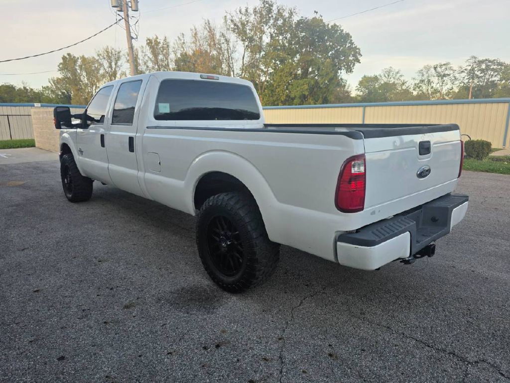 2015 Ford F-250 Image 3