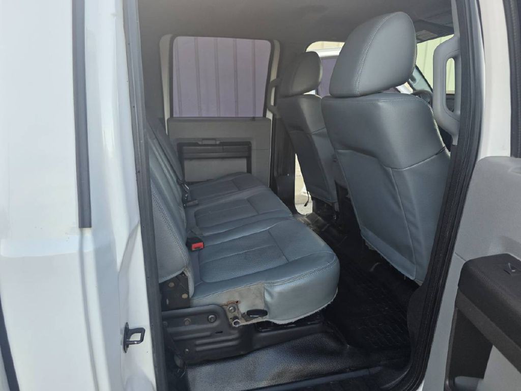 2015 Ford F-250 Image 18