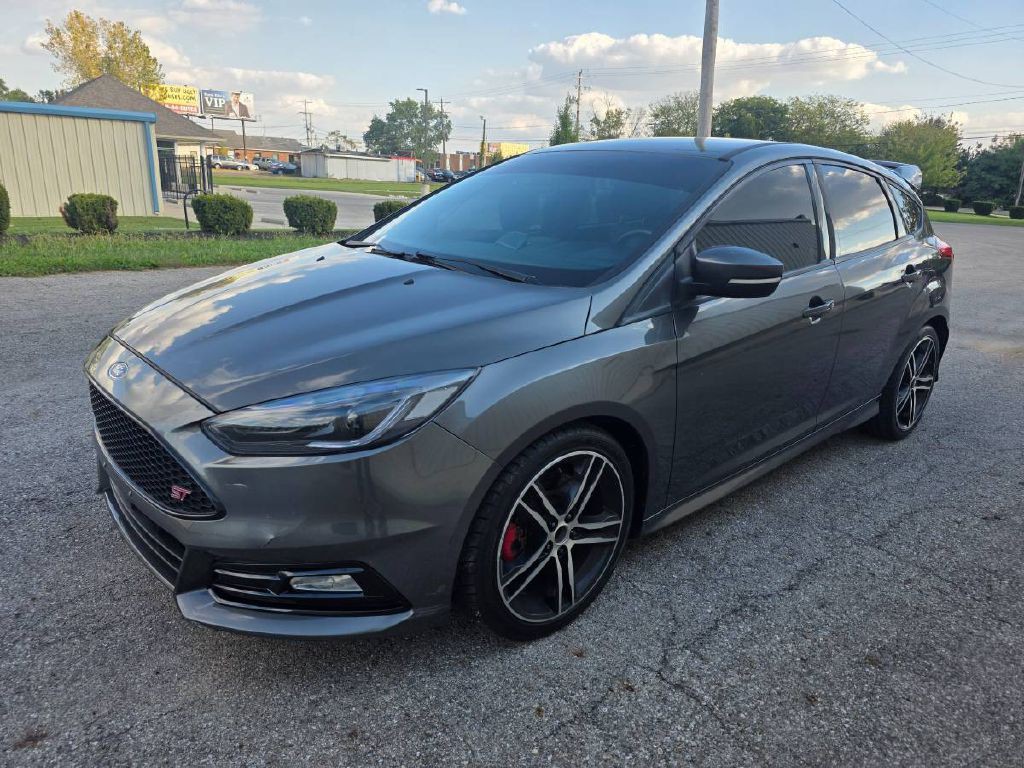 2016 Ford Focus Image 6