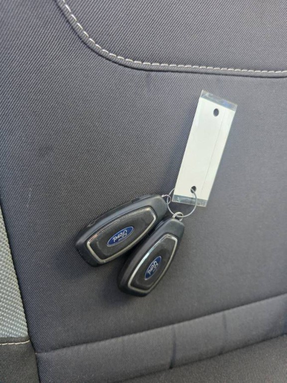 2016 Ford Focus Image 7
