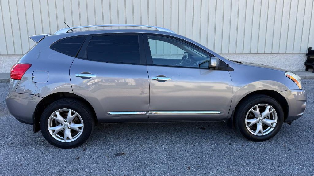 2011 Nissan Rogue Image 6