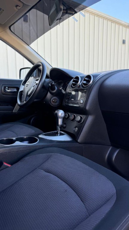 2011 Nissan Rogue Image 17