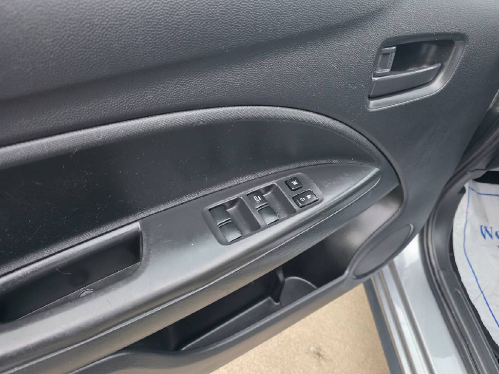 2020 Mitsubishi Mirage Image 10