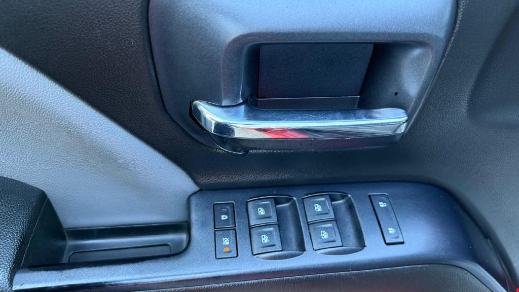 2015 Chevrolet Silverado 1500 Image 11