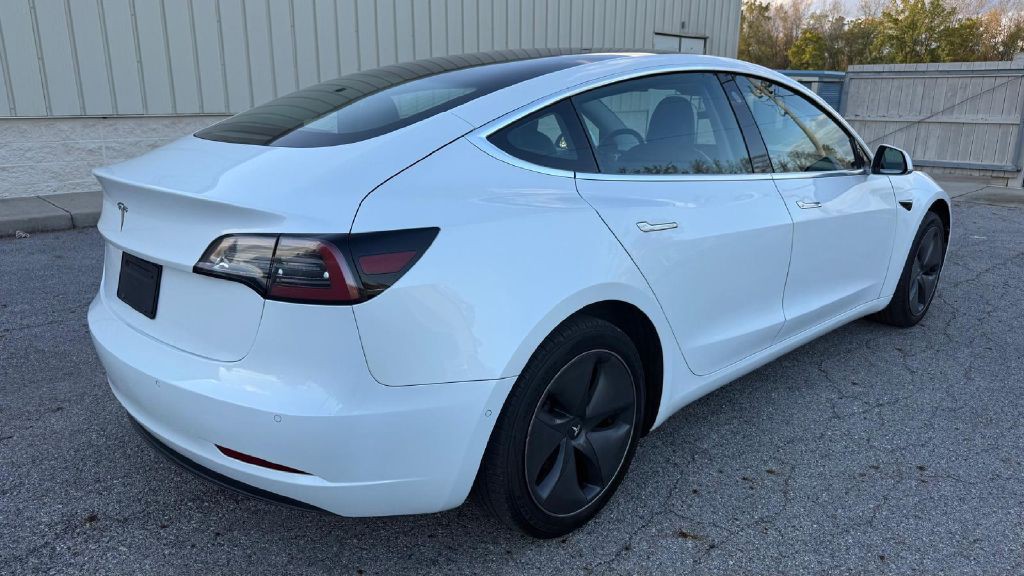 2020 Tesla Model 3 Image 5