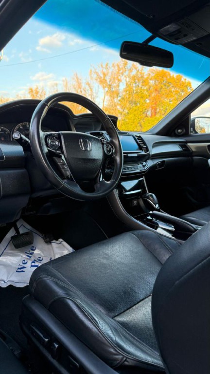 2016 Honda Accord Image 10